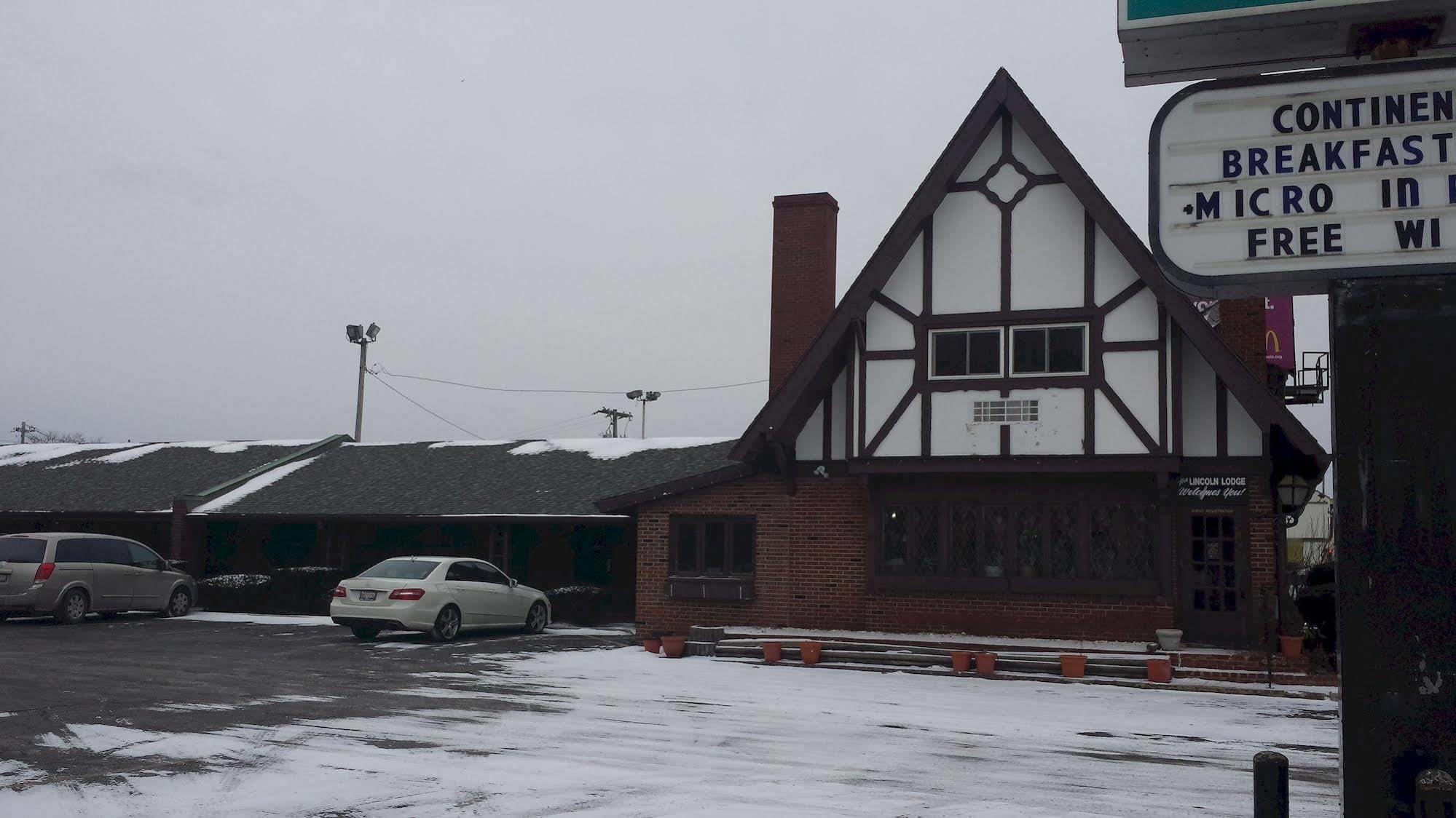 The Lincoln Lodge Urbana Champaign Exterior photo